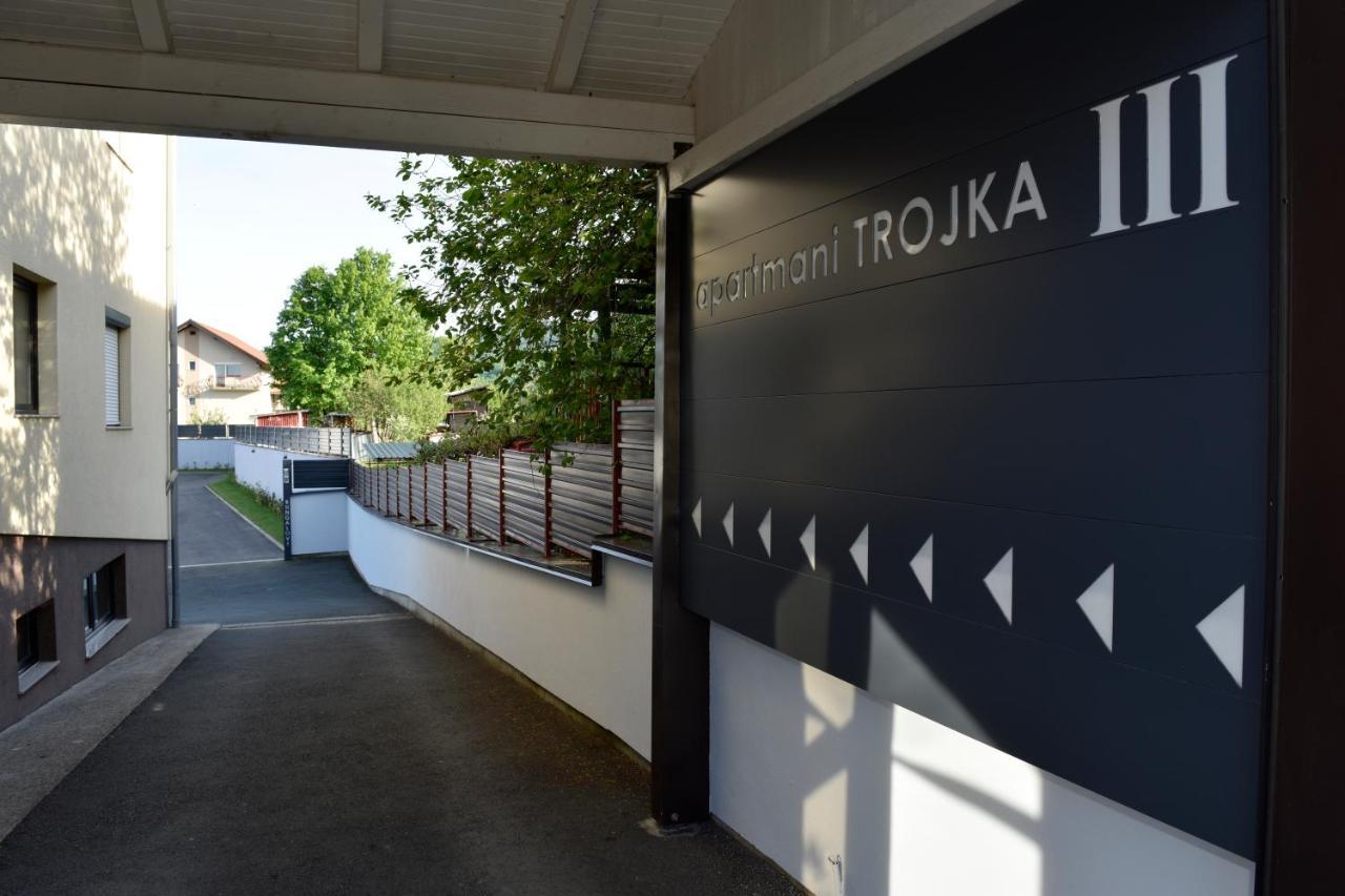 Apartmani I Bungalovi Trojka Banja Luka Extérieur photo