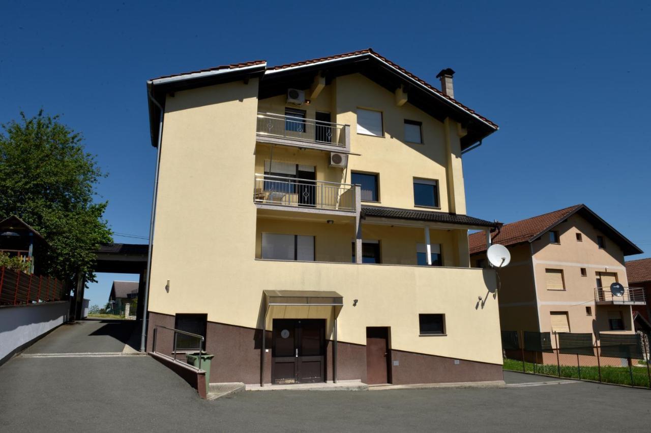 Apartmani I Bungalovi Trojka Banja Luka Extérieur photo